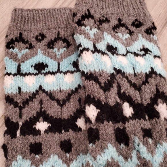 Handmade knee high socks - Picture 4 of 6